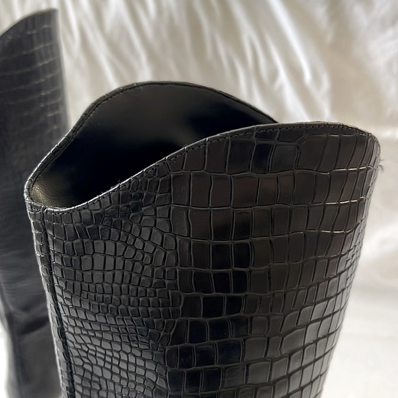 Schutz Maryana Boot - black crocodile-embossed leather - Picture 5 of 5